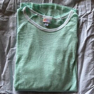 NWT Randy style LuLaRoe top sz L